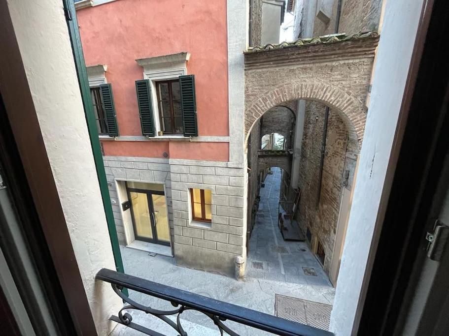 A Due Passi Da Piazza Grande Διαμέρισμα Montepulciano Stazione Εξωτερικό φωτογραφία
